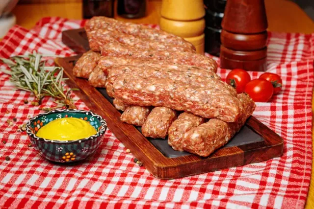 Mici vită-porc