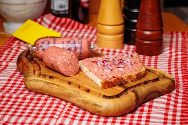 Zwiebelmettwurst